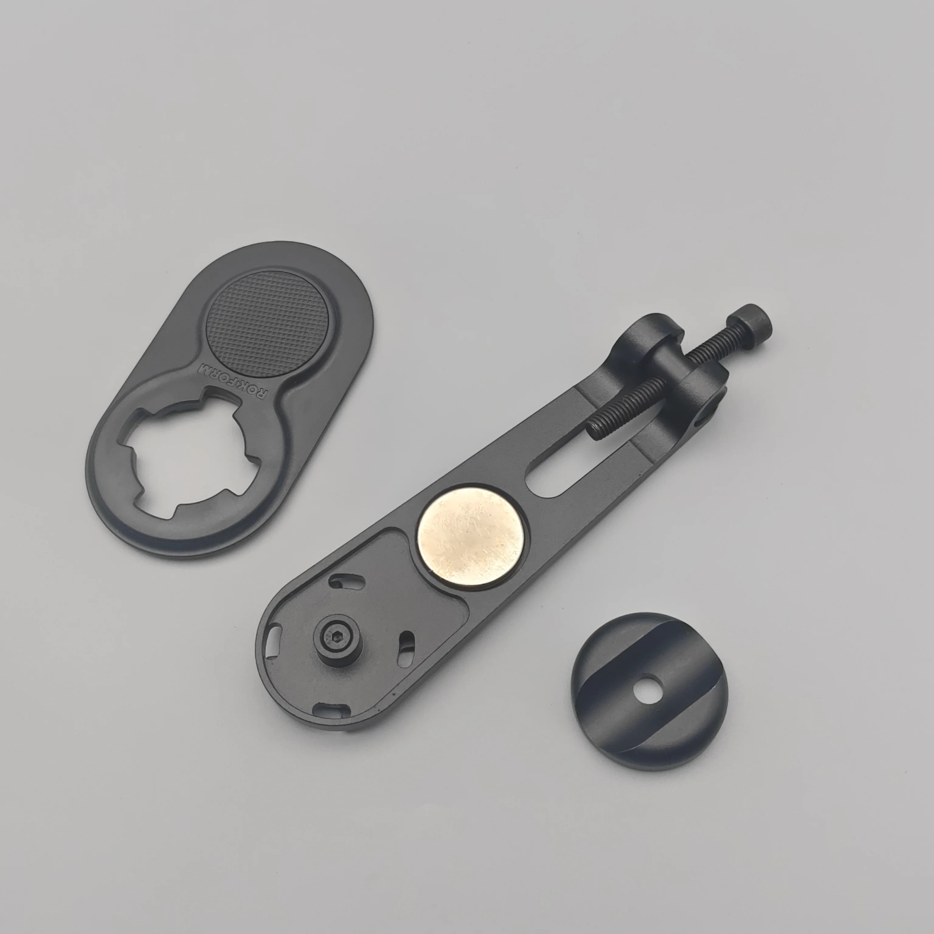 مناسب لحامل هاتف الدراجة من سل - مراجعة Universal Furniture Hardware وسعره